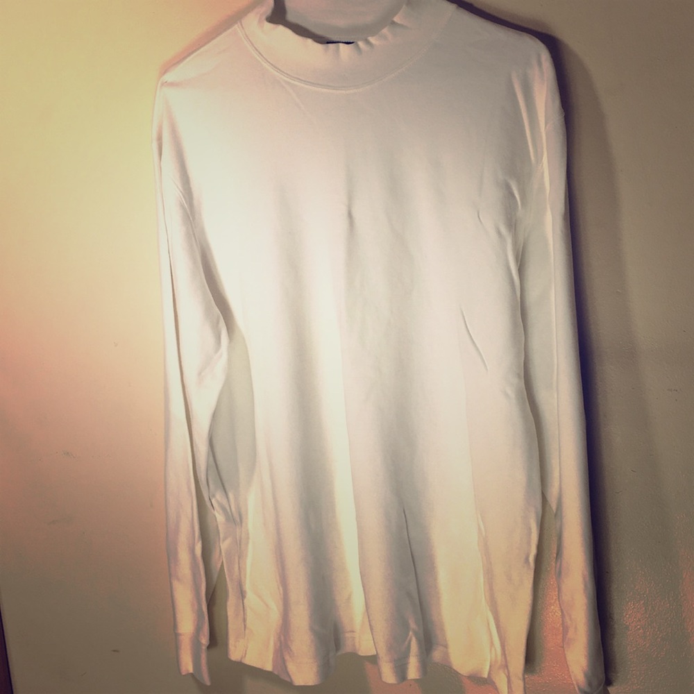 Long Sleeve Roundtree & Yorke White T-Shirt 👕